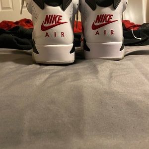 Jordan retro carmine 6s
